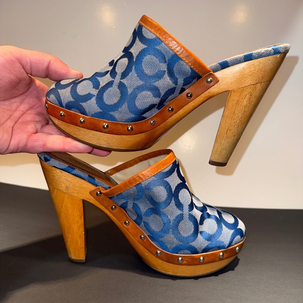 Coach Bacall Studded Mule Clogs Blue Signature C Platform Wood Heels Womens 7.5B - Picture 3 of 10